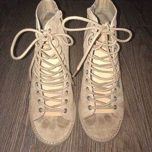Mossimo Supply Co. Women's Taupe Lace-Up Heeled Ankle Boots